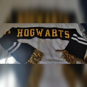 Hogwarts Kids Knit Scarf in Black and Gold